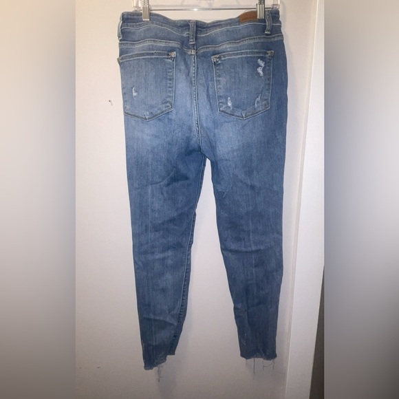 Judy Blue Los Angeles Skinny Fit 13/31 Distressed Jeans - Picture 2 of 6